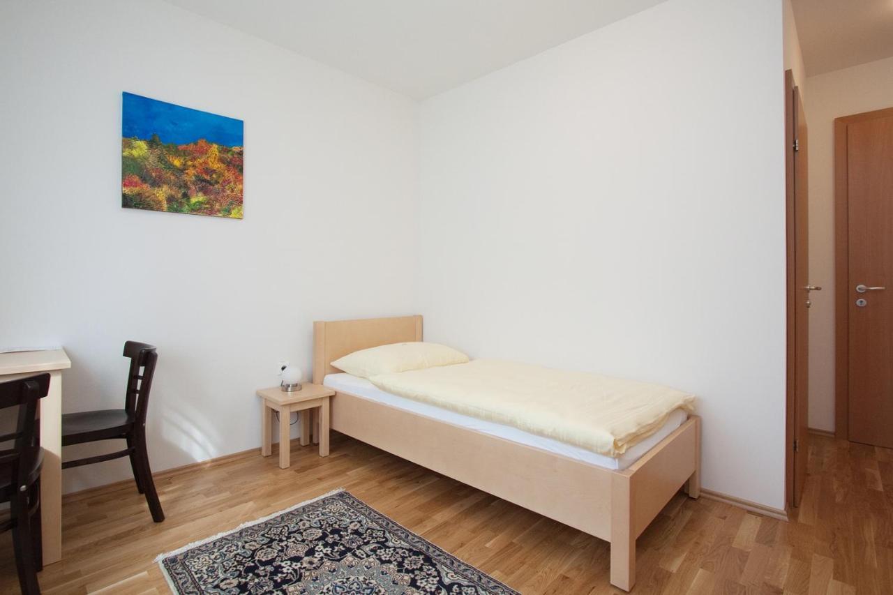 Pension Kirchenblick Tulln An Der Donau Екстер'єр фото