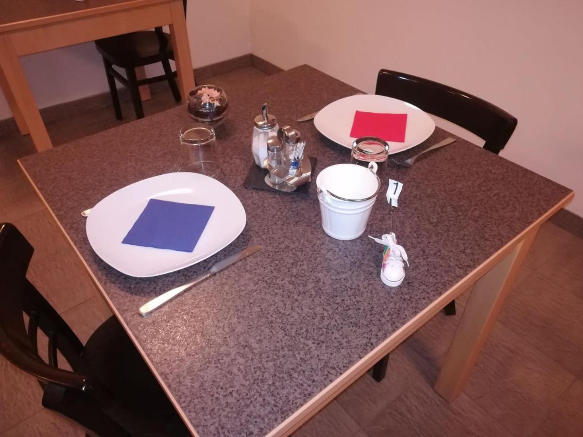Pension Kirchenblick Tulln An Der Donau Екстер'єр фото