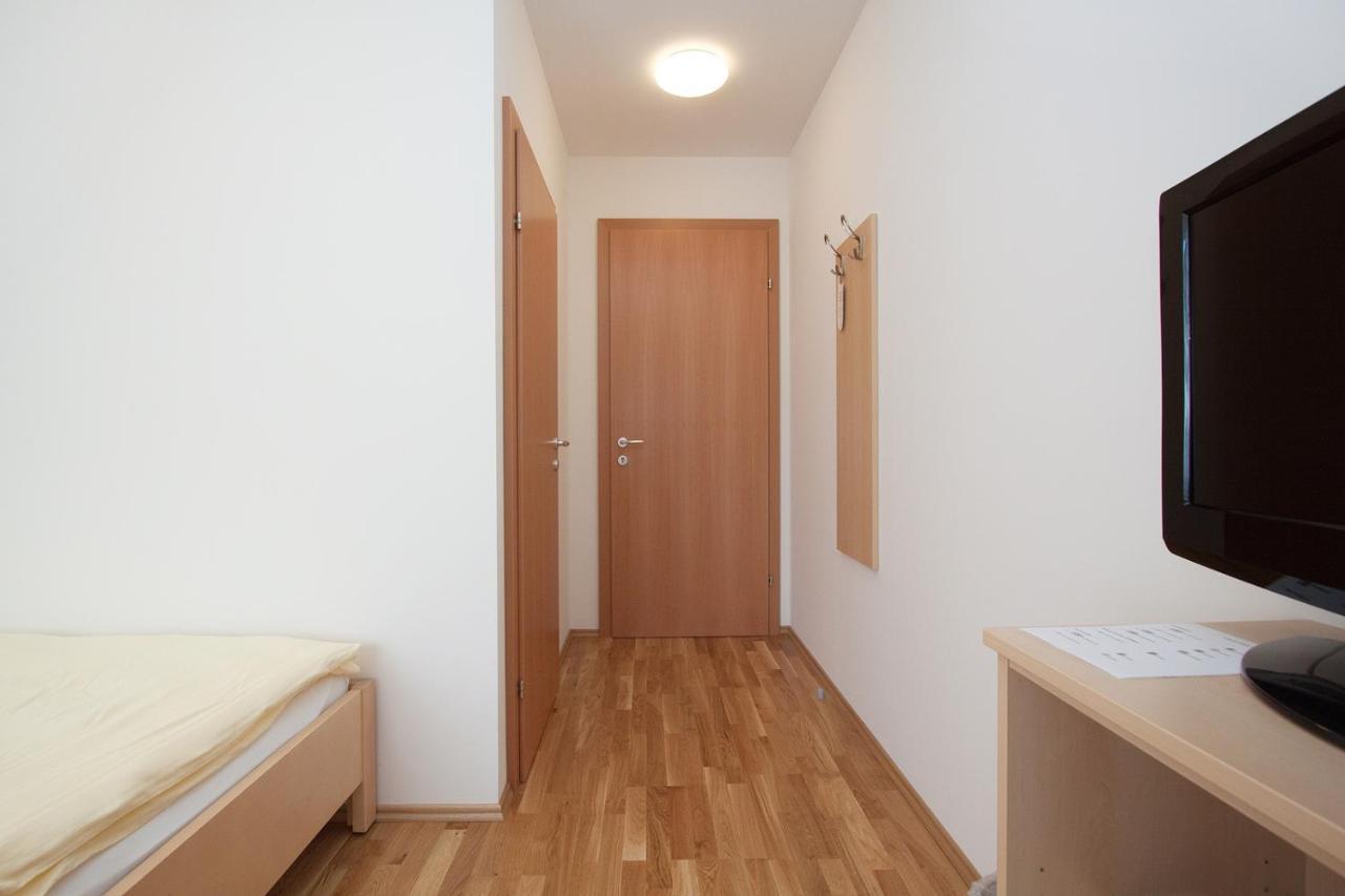 Pension Kirchenblick Tulln An Der Donau Екстер'єр фото